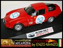 52 Alfa Romeo Giulia TZ - AutoArt 1.18 (8)